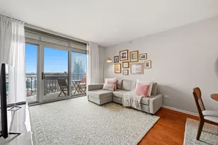 125 S Jefferson St, Chicago, IL 60661 - Photo 5