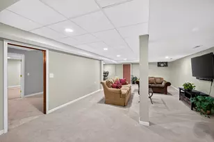 4020 White Eagle Dr, Naperville, IL 60564 - Photo 61