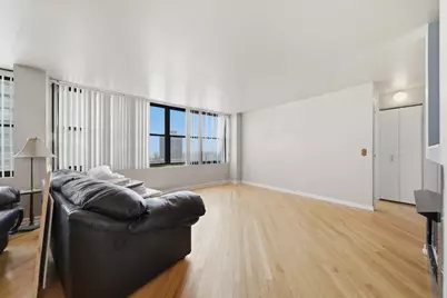 6701 S Crandon Avenue #8C, Chicago, IL 60649 - Photo 7