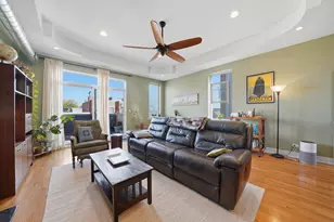 2435 W Augusta Blvd, Chicago, IL 60622 - Photo 3