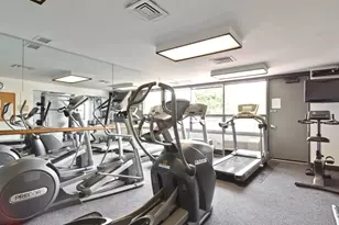 5733 N Sheridan Rd, Chicago, IL 60660 - Photo 25