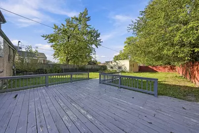 17540 Greenbay Avenue, Lansing, IL 60438 - Photo 25