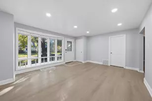 17540 Greenbay Ave, Lansing, IL 60438 - Photo 5