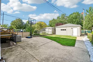 1706 Stockton Ave, Des Plaines, IL 60018 - Photo 29
