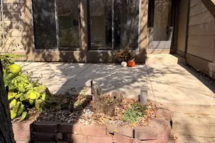 175 N Glengarry Dr, Geneva, IL 60134 - Photo 1