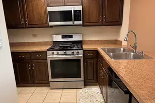 175 N Glengarry Dr, Geneva, IL 60134 - Photo 7