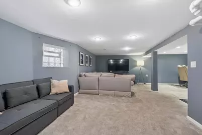 3923 N Mozart Street, Chicago, IL 60618 - Photo 17