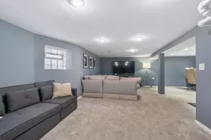 3923 N Mozart St, Chicago, IL 60618 - Photo 17