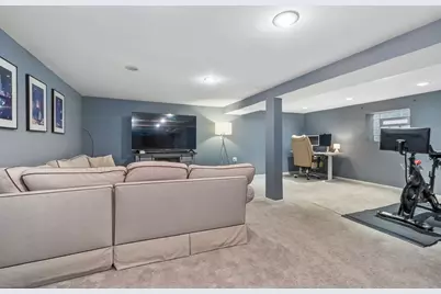 3923 N Mozart Street, Chicago, IL 60618 - Photo 15