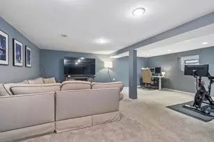 3923 N Mozart St, Chicago, IL 60618 - Photo 15
