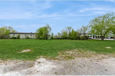 2365 W Jefferson Street, Joliet, IL 60435 - Photo 3