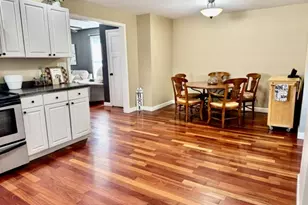 1903 Laharpe St, Lasalle, IL 61301 - Photo 13