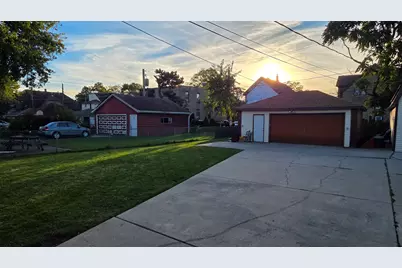 12622 Artesian Avenue, Blue Island, IL 60406 - Photo 13