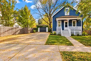 113 S Oakwood Ave, West Chicago, IL 60185 - Photo 1
