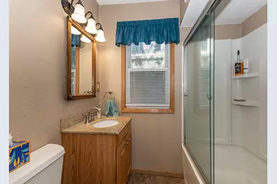 2240 26th Street, Rock Island, IL 60201 - Photo 11