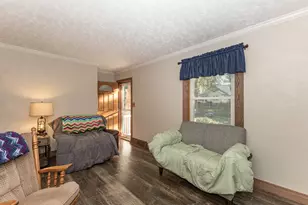 2240 26th St, Rock Island, IL 60201 - Photo 5