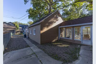 2240 26th Street, Rock Island, IL 60201 - Photo 15