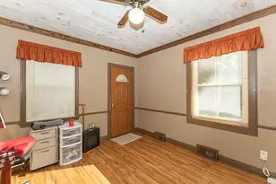 2240 26th St, Rock Island, IL 60201 - Photo 9