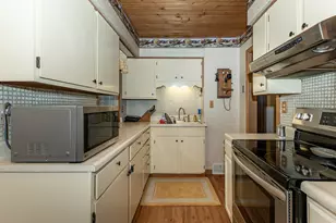 2240 26th St, Rock Island, IL 60201 - Photo 7
