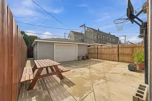 1709 W 43rd St, Chicago, IL 60609 - Photo 19