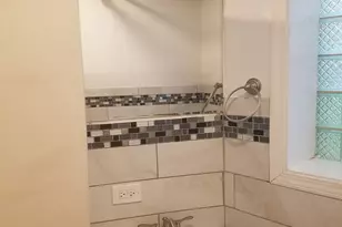 4207 N Sawyer Ave, Chicago, IL 60618 - Photo 11