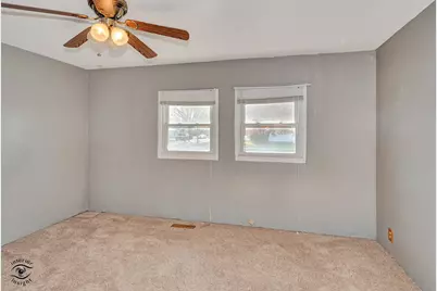 1071 E Broadway Street, Bradley, IL 60915 - Photo 13