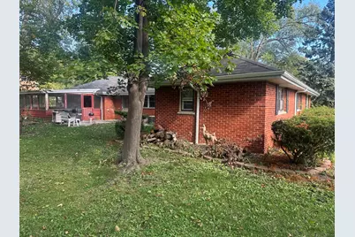 9410 S 86th Court, Hickory Hills, IL 60457 - Photo 7