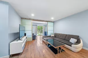 1617 N Windsor Dr, Arlington Heights, IL 60004 - Photo 3