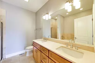 5055 N Clark St, Chicago, IL 60640 - Photo 15