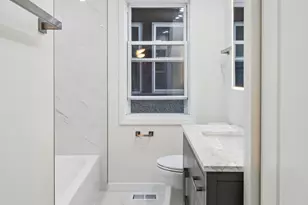 1618 W North Shore Ave, Chicago, IL 60626 - Photo 11