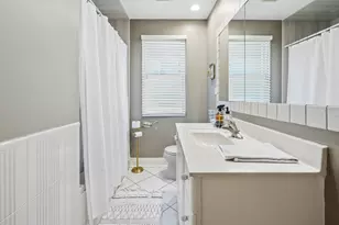 1618 W North Shore Ave, Chicago, IL 60626 - Photo 21