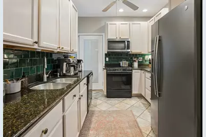 1618 W North Shore Avenue, Chicago, IL 60626 - Photo 17