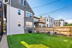 1618 W North Shore Ave, Chicago, IL 60626 - Photo 3