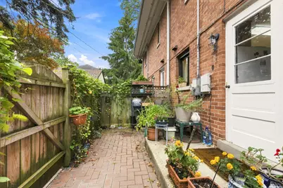 2549 Lawndale Avenue, Evanston, IL 60201 - Photo 21