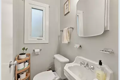 2549 Lawndale Avenue, Evanston, IL 60201 - Photo 9