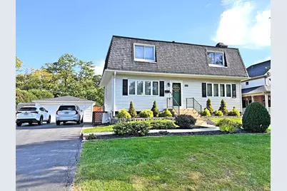 4447 Stonewall Avenue, Downers Grove, IL 60515 - Photo 1