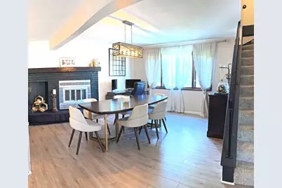 4447 Stonewall Avenue, Downers Grove, IL 60515 - Photo 9