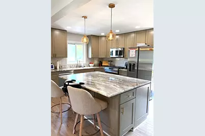 4447 Stonewall Avenue, Downers Grove, IL 60515 - Photo 5