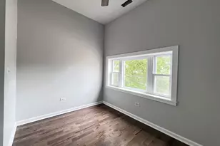 2548 W 71st St, Chicago, IL 60629 - Photo 9