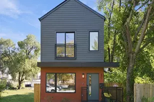 611 N Lawndale Ave, Chicago, IL 60624 - Photo 1