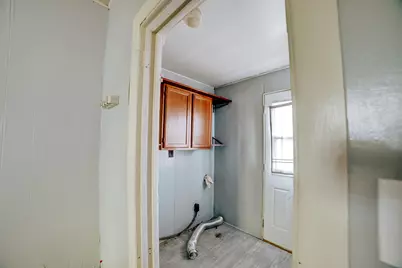 608 E Locust Street, Watseka, IL 60970 - Photo 23