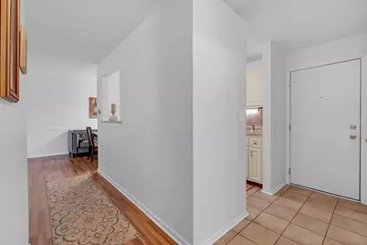 1227 S Old Wilke Road #206, Arlington Heights, IL 60005 - Photo 13