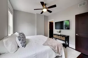 2141 W Bowler St, Chicago, IL 60612 - Photo 21