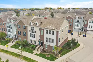 27 Bethel Ln, Schaumburg, IL 60194 - Photo 27