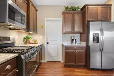 27 Bethel Lane, Schaumburg, IL 60194 - Photo 9