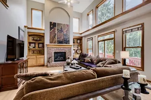 376 Amy Ct, Glen Ellyn, IL 60137 - Photo 7
