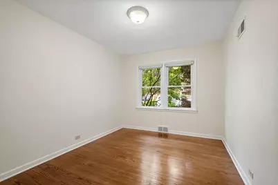 5233 Suffield Court, Skokie, IL 60077 - Photo 13
