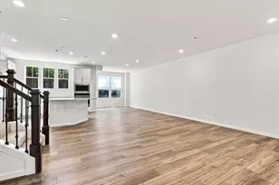 2760 Preserve Cir, Aurora, IL 60502 - Photo 9