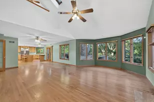 629 N Forrest Ave, Arlington Heights, IL 60004 - Photo 15