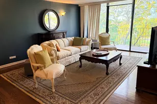 2000 St Regis Dr, Lombard, IL 60148 - Photo 3